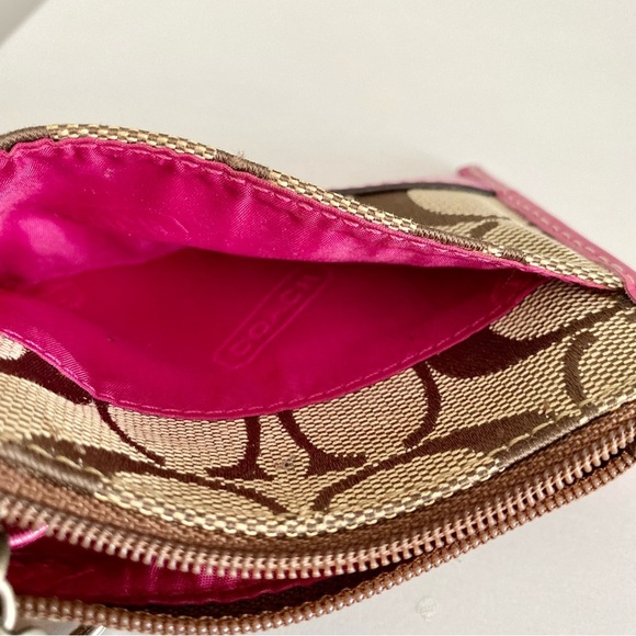 Coach Monogram Pink Leather Cardholder - Picture 10 of 10